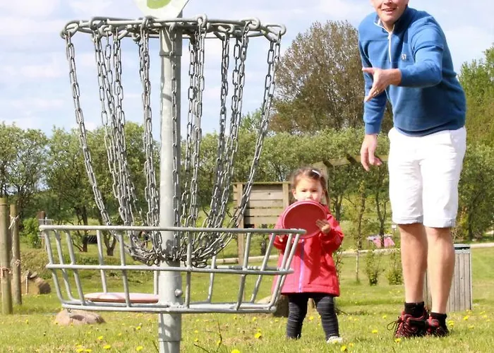 Prázdninový areál & Samso 2*